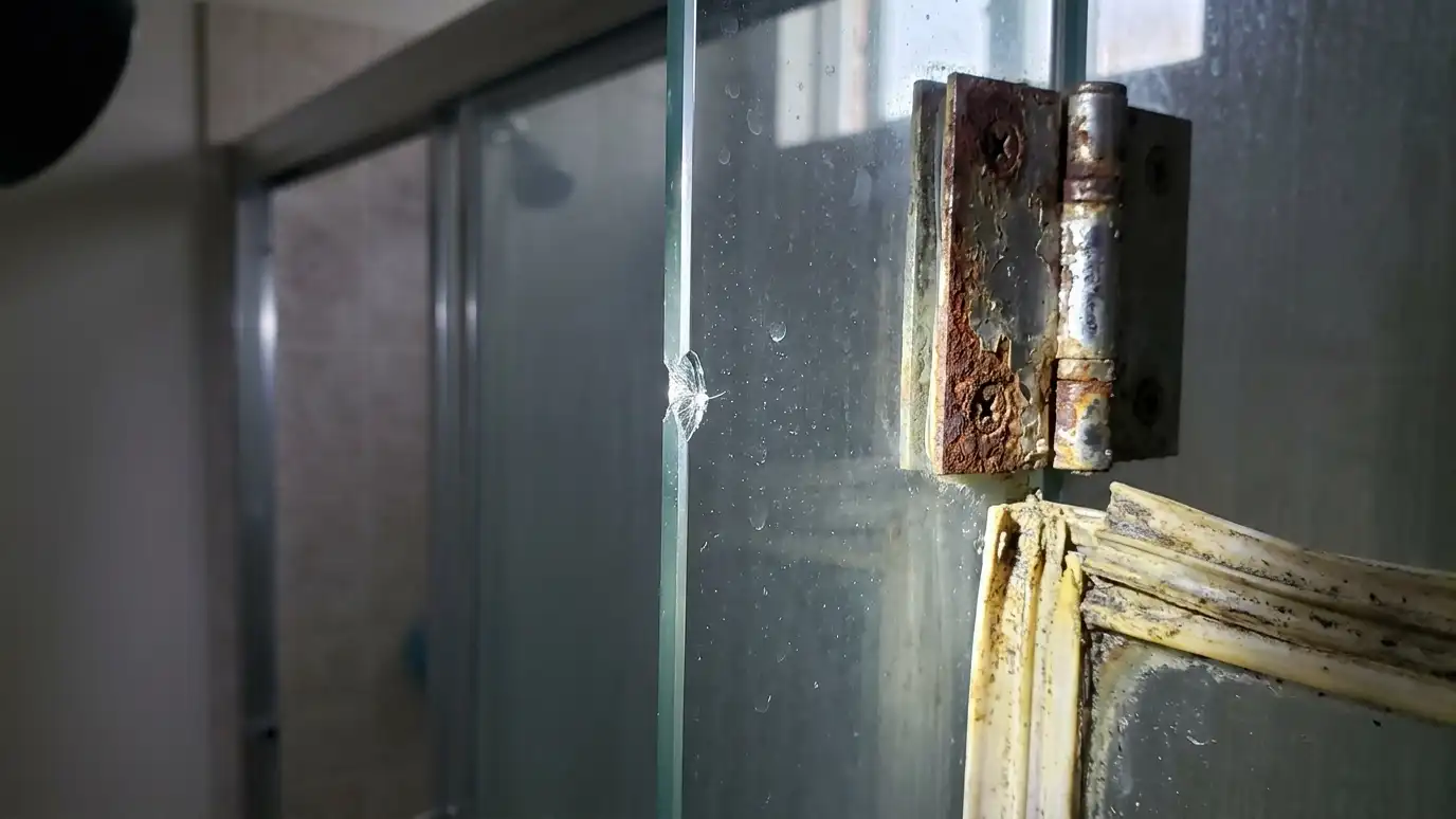 Glass Problems and Causes Guide | Music City Glass Glass Problems and Causes Guide in Nashville and Middle Tennessee